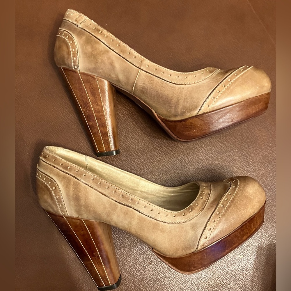 Bed Stu Genesis Leather Sand Rustic/Tan Rustic Platform Heels Women’s Size 8.5/9